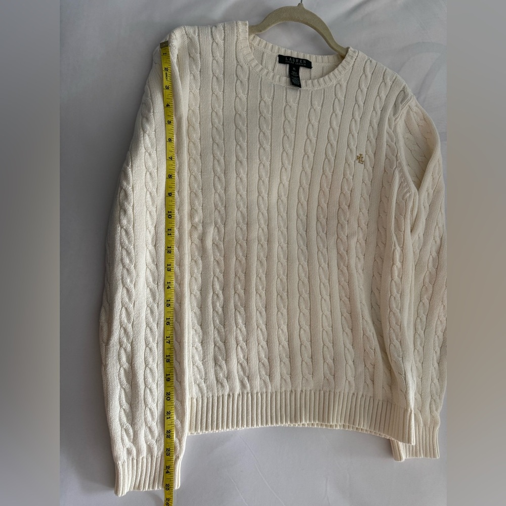 LIKE NEW - Ralph Lauren Cable Knit Sweater Cream XL, Gold RL crest - Picture 8 of 8